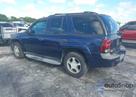 2007 Chevrolet Trailblazer Ls из США, поврежденный, VIN 1GNDS13S972111912
